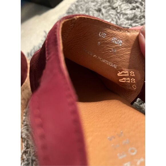 NWOB Barneys New York Suede Platform Wedge Sandal - Picture 7 of 10